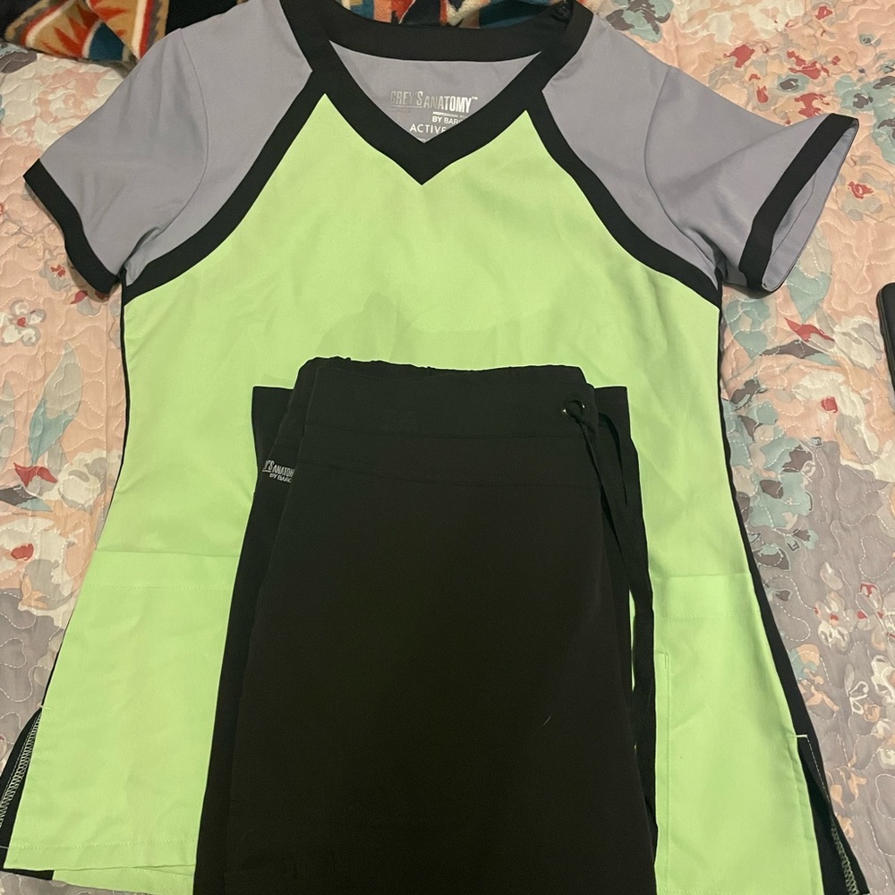 Greys anatomy by barco scrub set